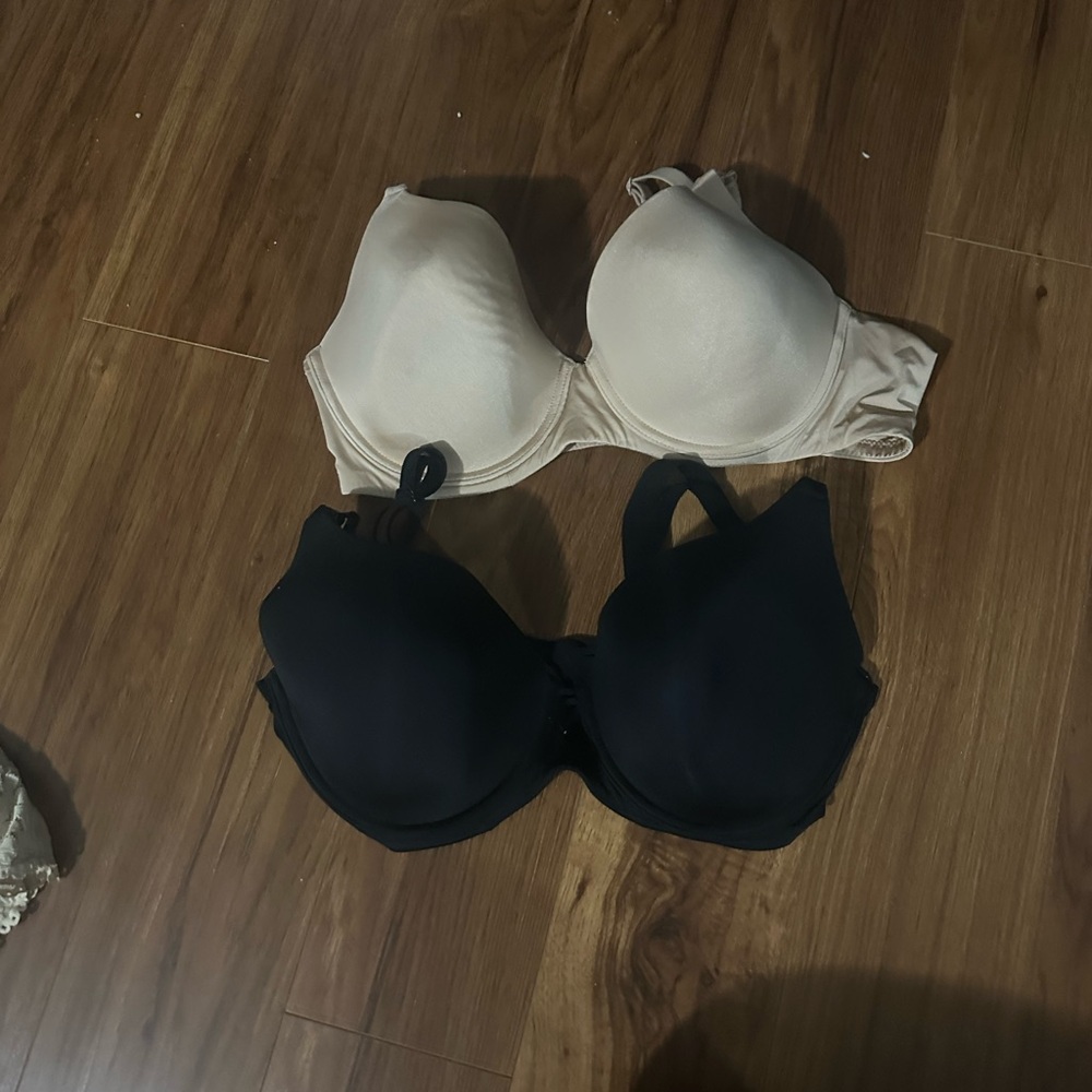 La Vie En Rose Black and Cream nursing Bras